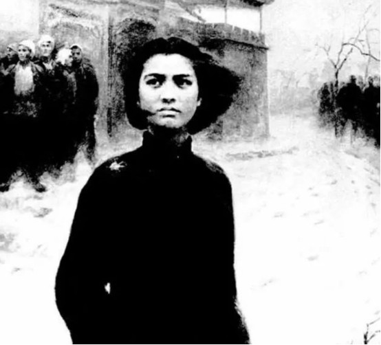 刘胡兰|革命烈士刘胡兰:就义时年仅15岁,如今4个弟弟妹妹都成国家栋梁