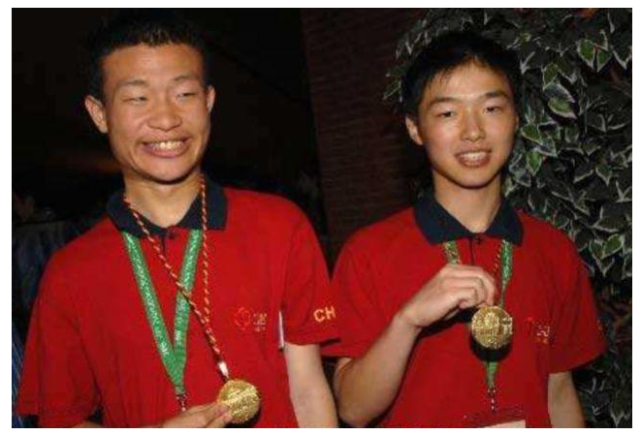 韦东奕|3个馒头一瓶水，北大“扫地僧”韦东奕引热议，浅薄网友被打脸