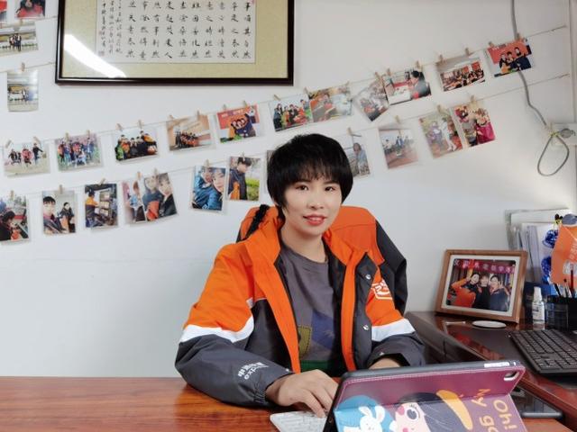 学计算机的她却进了快递业,男友跟她去了趟快递公司,从证券公司辞职改行做快递