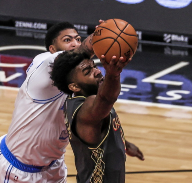 安東尼·戴維斯|三節37分創紀錄！不劃水的濃眉多可怕？三度暴扣+又迎生涯新里程碑