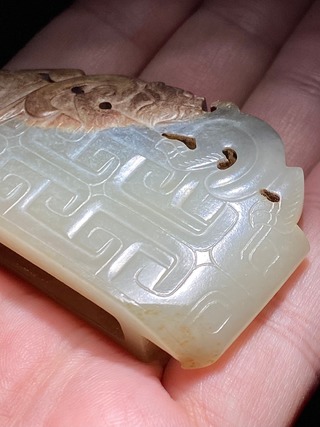 交易|汉 和田玉籽料 出廓螭龙纹 玉剑璏 把件挂件