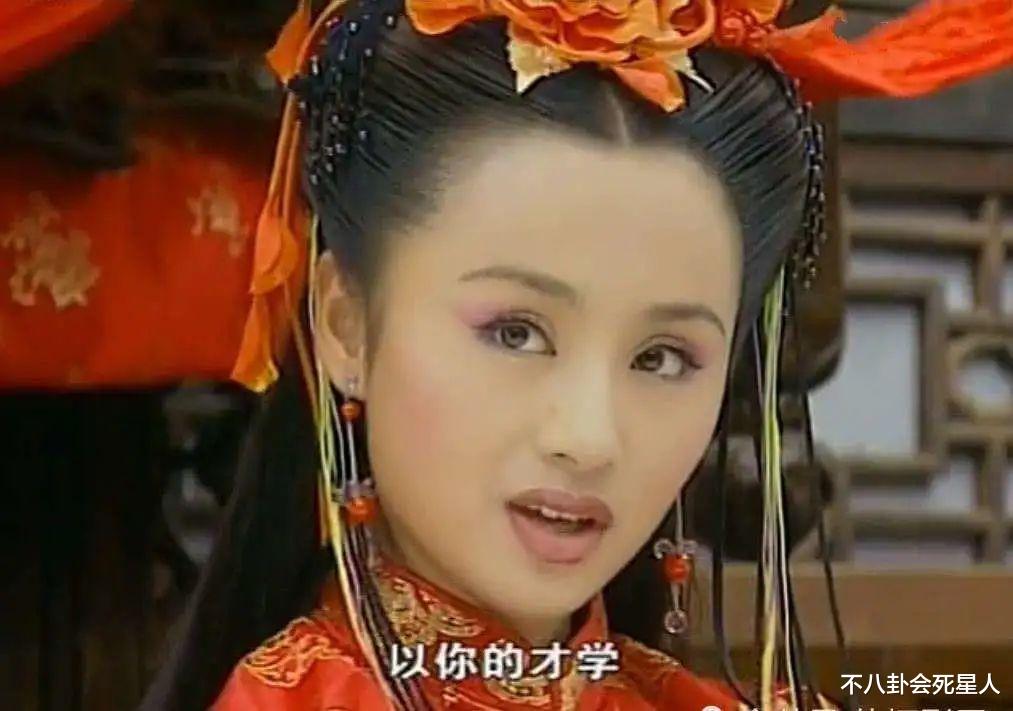 曹颖|别再乱动脸上的痣了！这些中年女星把痣变成特色，个个有灵气