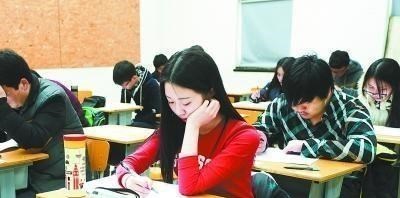 奶豆说育儿|刘昊然考编成功后，引起网友共鸣，直言我们有何理由不努力