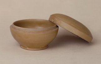 秘色瓷|越窑瓷器鉴定之烧制和釉色特征