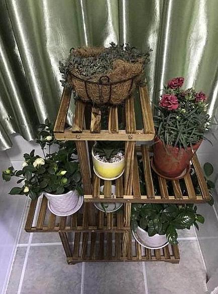 350万上海买65平二手房，厕所在厨房里，卧室没床，谁住得比我惨