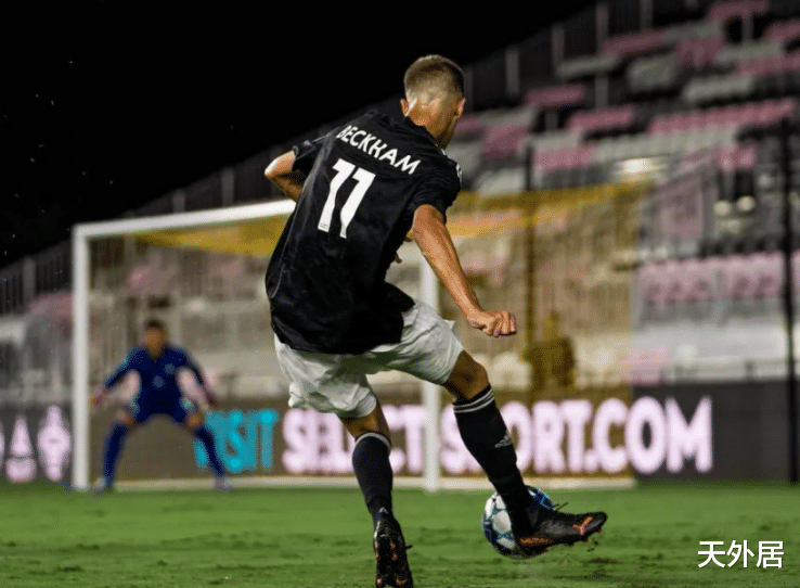 貝克漢姆|只能靠爸！貝克漢姆兒子天賦+顏值都差，首個(gè)賽季6場(chǎng)0球，仍爆紅