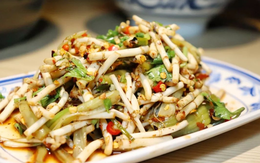 医生|48岁女子患乳腺结节2年恶化?医生:常吃3“素”,乳腺不坏才怪