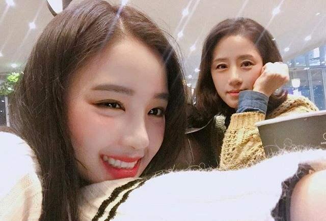 娱乐圈|逆龄爸爸走红，本够年轻了，不料镜头转向亲妈，网友：一家出道吧