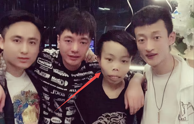 陈山|曾一夜爆红的“外星人”陈山，封杀3年模样大变，网友根本不敢认