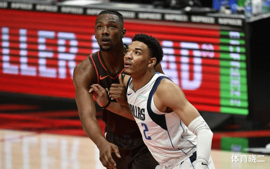 官宣!火箭正式拿下两潜力小将,斯通再酝酿交易,一人或成筹码