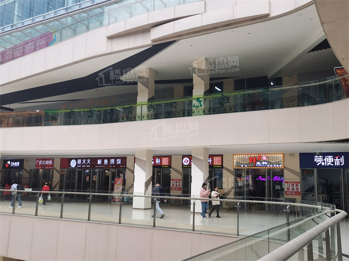 万科|南宁五象总部基地商业生存调查：是欣欣向荣还是奄奄一息？