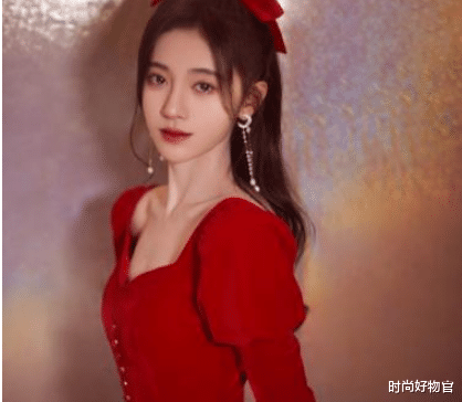时尚好物官|有一种惊艳叫鞠婧祎素颜，镜头下“奶肌”太撩人，网友：自带滤镜