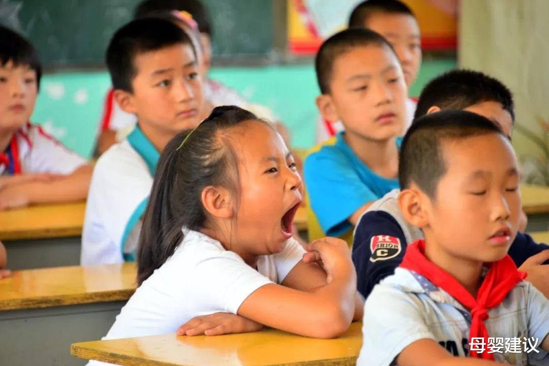 母婴建议|家长和学生终于能松口气，教育部的“双减”来了，还有两个好消息