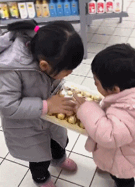 广东省|“地铁上看见心仪的女生，但她的职业很特殊！”你敢上去搭讪吗？