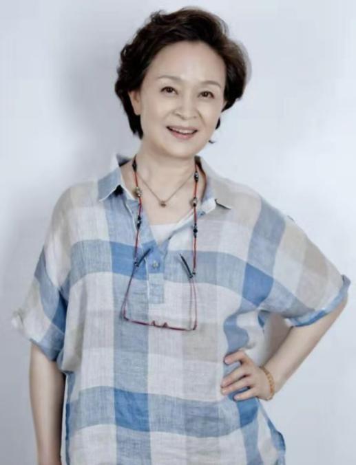 刘莉莉|演“巧姑”被人当面骂,巅峰时当全职主妇,给徐帆讲戏换来好机会