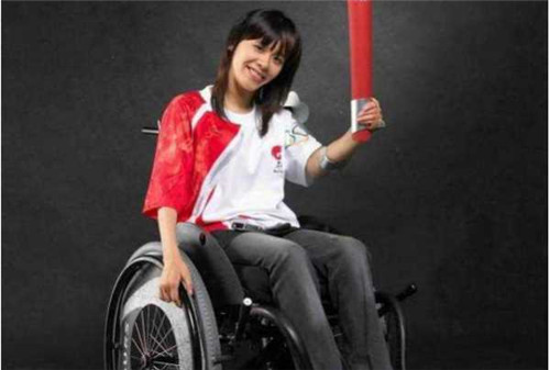 桑兰|欺骗世界17年？跳马冠军桑兰，17岁高位截瘫后以各种理由索要赔偿