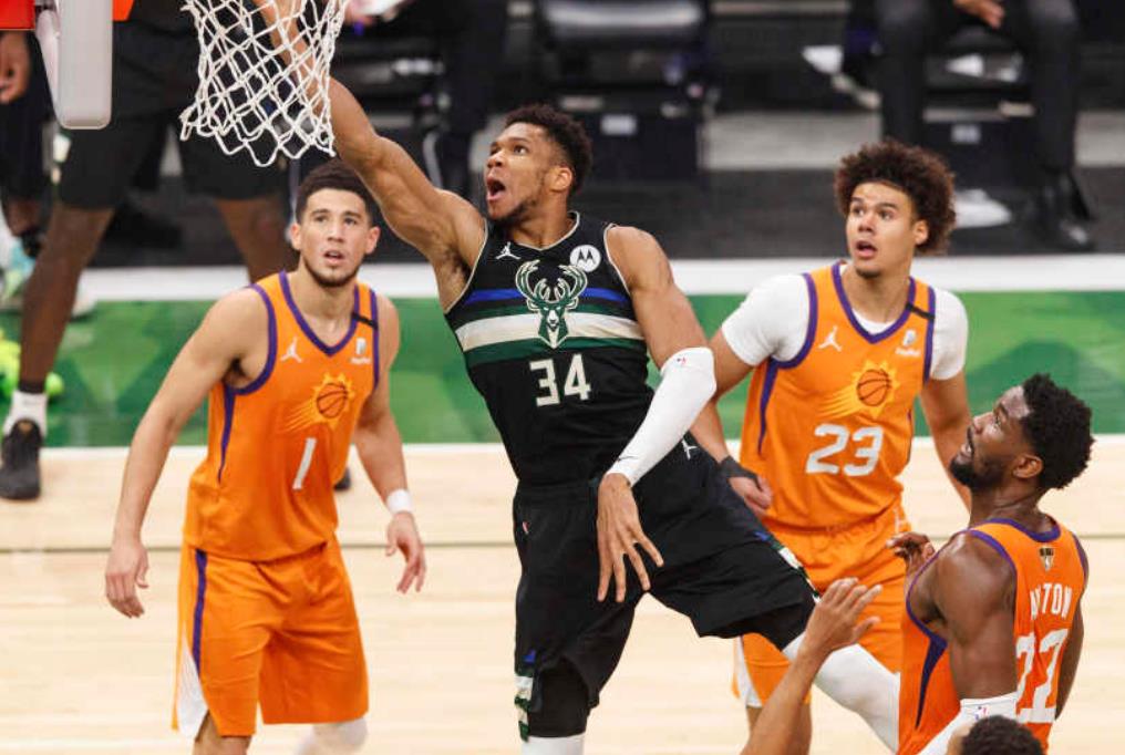 天话育儿|季后赛5大个人秀：杜兰特字母哥占据前二，特雷杨塔图姆布克上榜