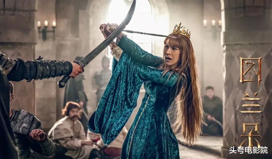 关晓彤|3.8分！姜文胡军出演，陪衬关晓彤，这烂片堪比鹿晗《上海堡垒》