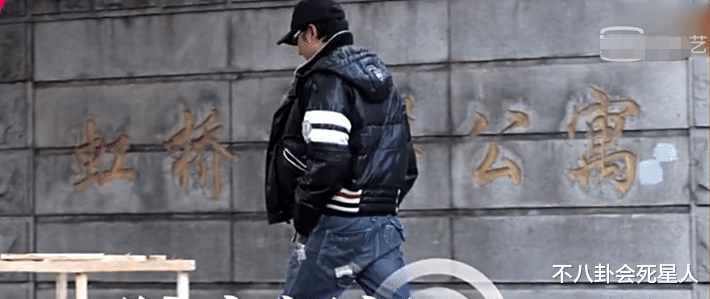 上海市|港台艺人移居内地拼教育！学普通话、读顶级名校、一年学费28万