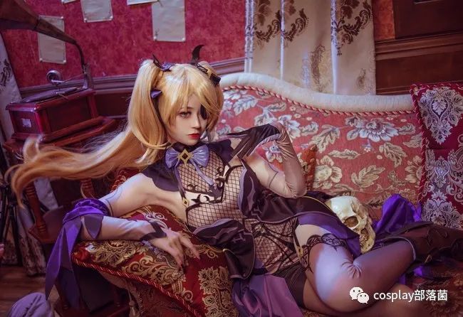 |cos：风格多变的吾王菲谢尔cos正片