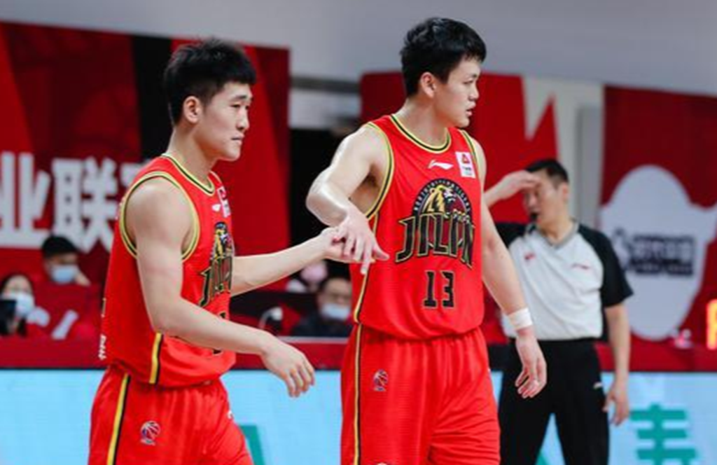 姜宇星|大器晚成的CBA狀元！能力全面堪比周鵬，入選全明星眾望所歸