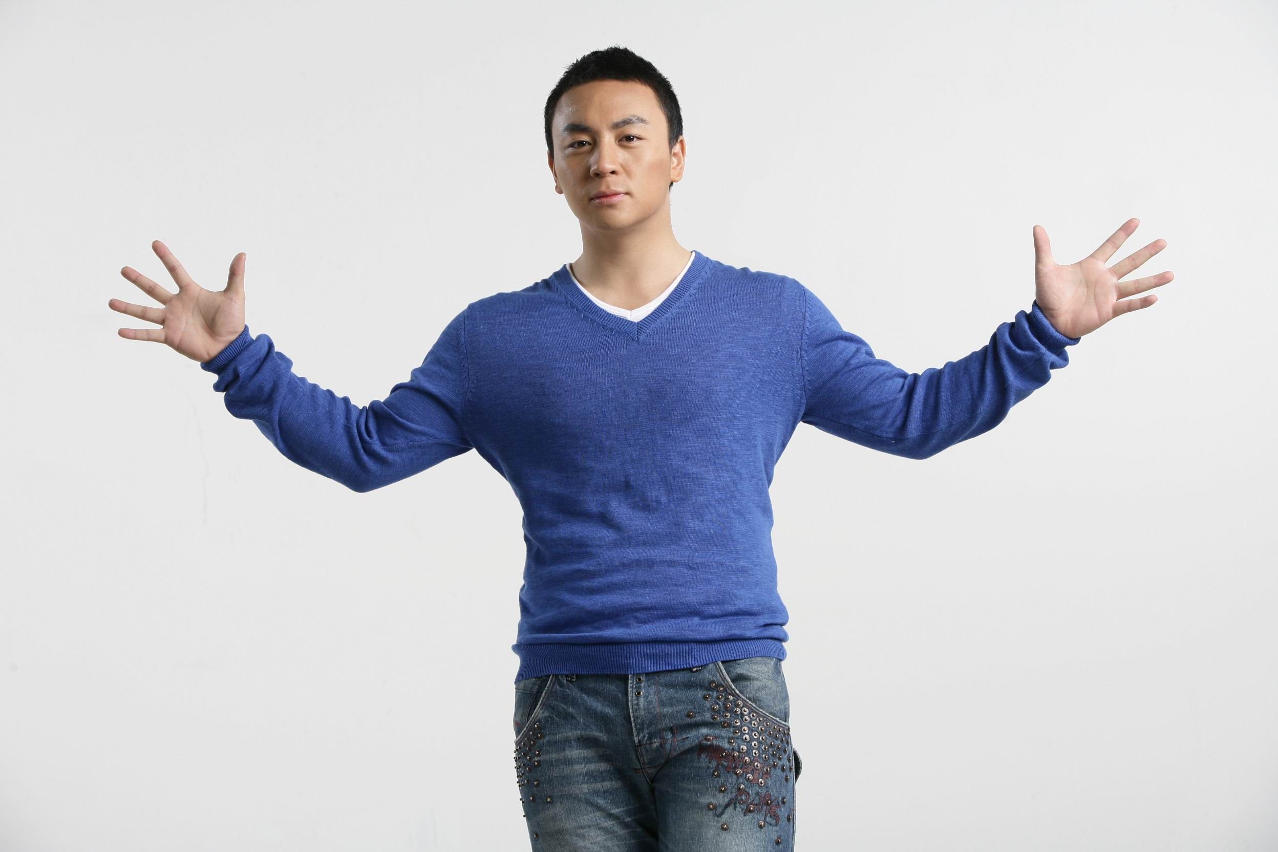 浙江卫视|因变性受到歧视，被踢出评委席的金星，愤怒扯下浙江卫视的遮羞布