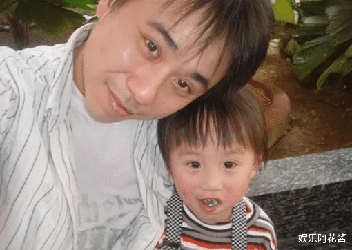 司藤|小小彬正当红时赚1800万，长残后无戏可拍，如今得病皮肤溃烂