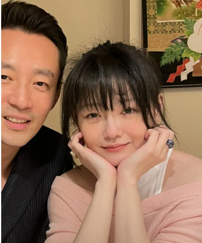 大S|汪小菲回应婚变承认一时激动，遭大S妈妈喊话个人做事个人担，双方矛盾曝光