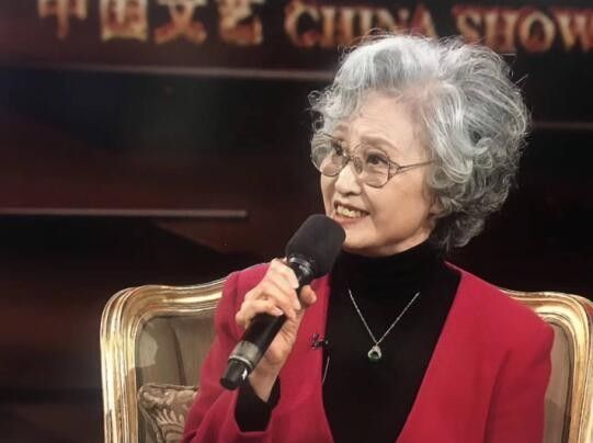杨春霞|“白骨精”杨春霞：30年不谈西游记，不原谅导演杨洁，受啥委屈了