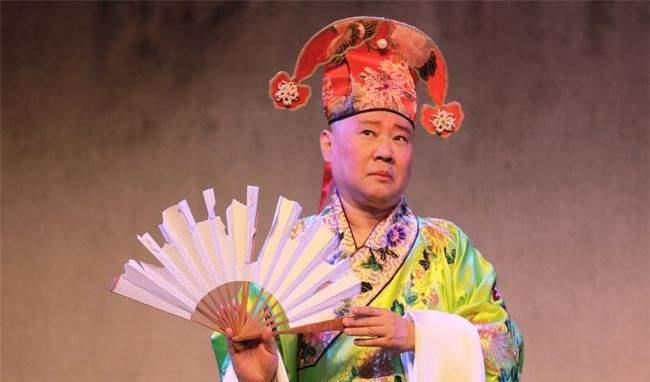 京剧|为什么越来越多京剧名家站队郭德纲，其实有人听总比失传要好的多