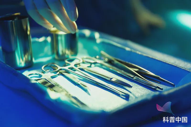 艾灸|体检查出甲状腺结节或会变成癌？女性患病率是男性的3倍？现在知道还不晚…