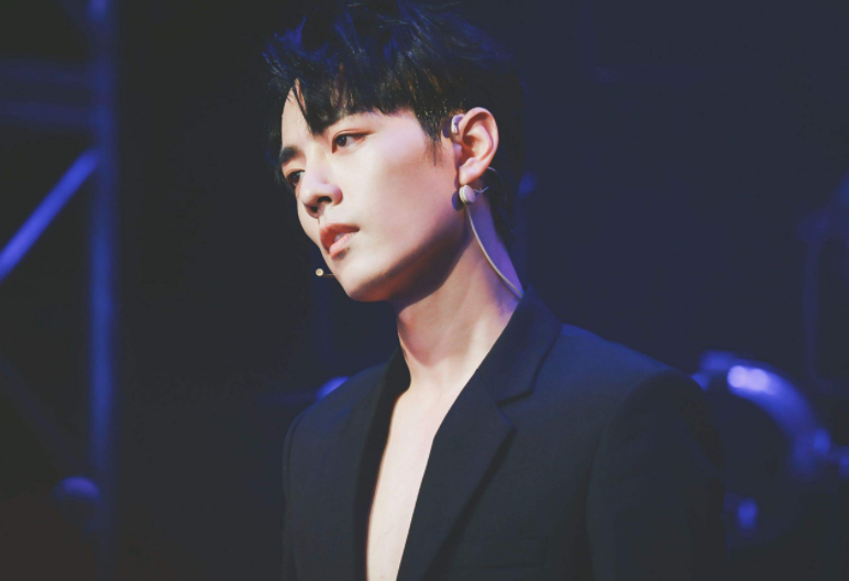 肖战|肖战很温柔却不软糯,刚却不暴躁,真实舒服