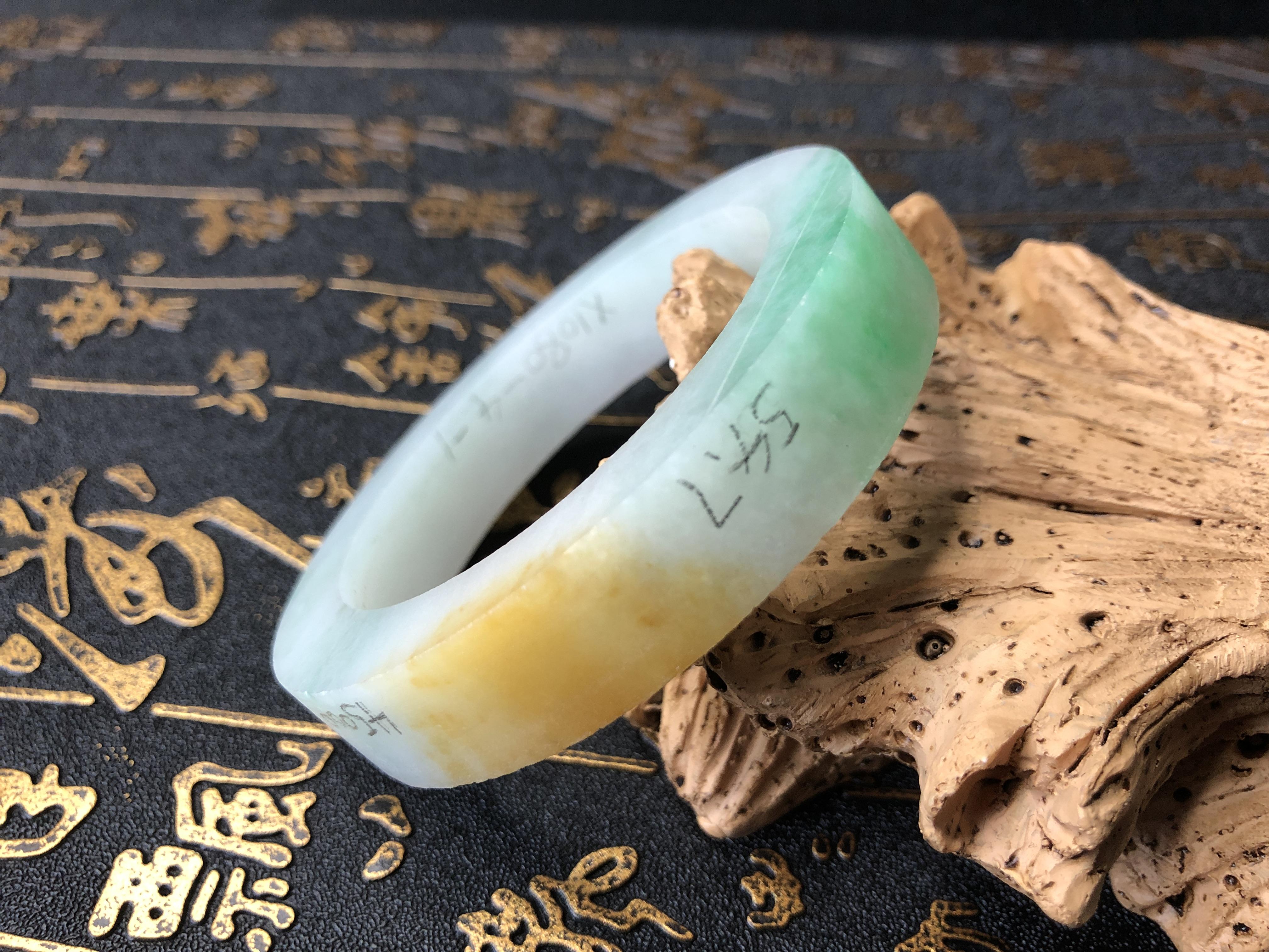 翡翠|翡翠放太久，长“毛”了？