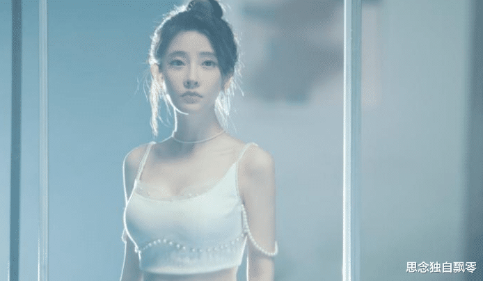 冯提莫|冯提莫又出新歌曲，与粉丝互动太宠粉，我真的太佩服她了！