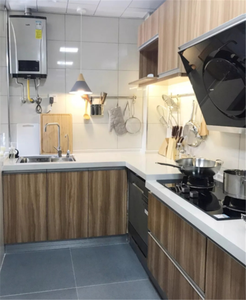 如果你手头宽裕，厨房尽量安排这3件“高级货”，档次立马上升！