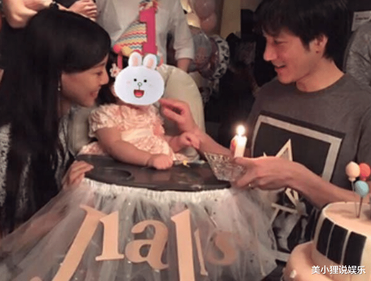 王力宏|王力宏给儿子取名，全名5笔没有1笔是弯的，网友：是学霸没错了