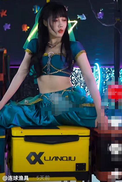 |辣眼睛! 钓鱼圈各大厂商开始走性感美女路线, 目前连球暂时碾压雷尘