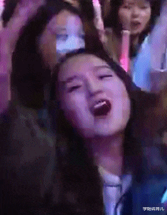 学姐说育儿|忘记把门上锁了,丈母娘突然开门进来了,场面太过尴尬。