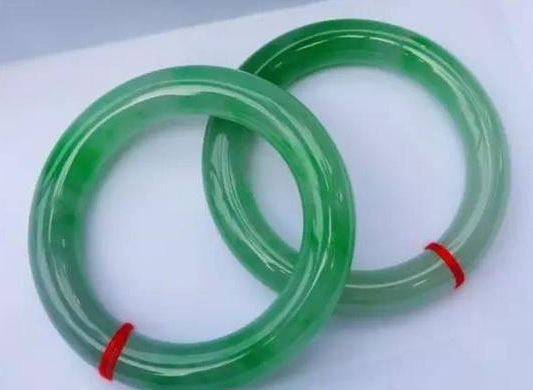 翡翠|肉眼如何直接分辨出翡翠的真假？