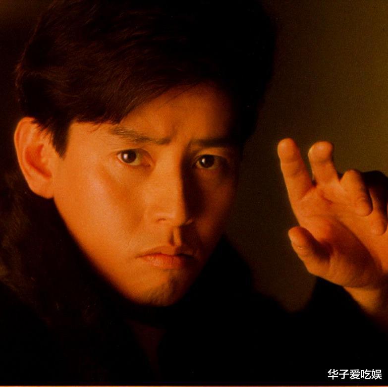 谭咏麟|谭咏麟睡粉风波后首次露面，举报者已清空微博，又是一场闹剧？