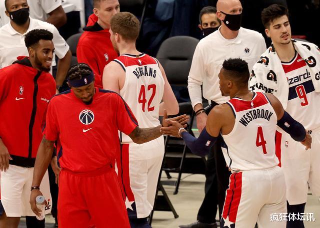 湖人队|NBA恐变天!湖人队8换1方案出炉,詹眉或迎来55分超巨相助