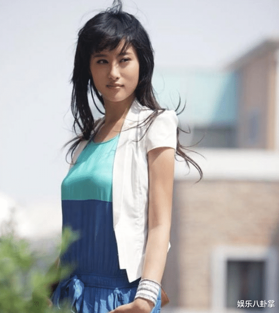 张艺谋|她靠扮丑走红，却因晒出一张照片，被张艺谋赶出剧组，今沦为路人