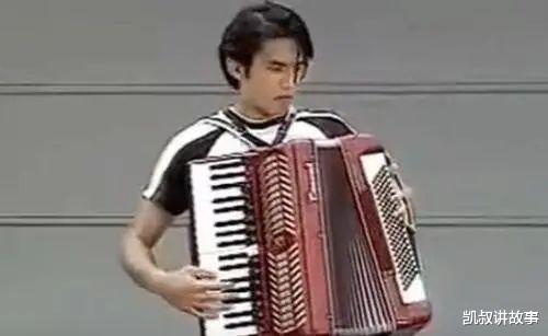 凯叔讲故事|女儿生日，周杰伦爆上热搜，网友：结婚 6 年，你怎么变了？