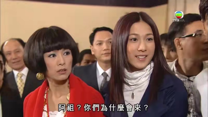 三德子|钟嘉欣携子回港争视后？　网民力挺：凭她实力绰绰有余