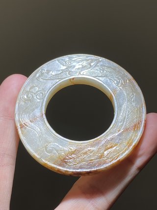 |唐 和田玉龙纹玉瑗