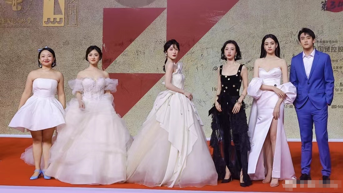 徐娇|太心疼！“星女郎”徐娇自曝消失六年内幕，因患肿瘤错失重要角色