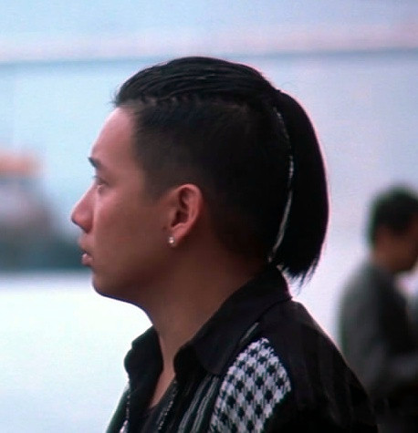 |48岁男演员穿“耐克”炫耀，喊话“解约”众明星：你们说到做到