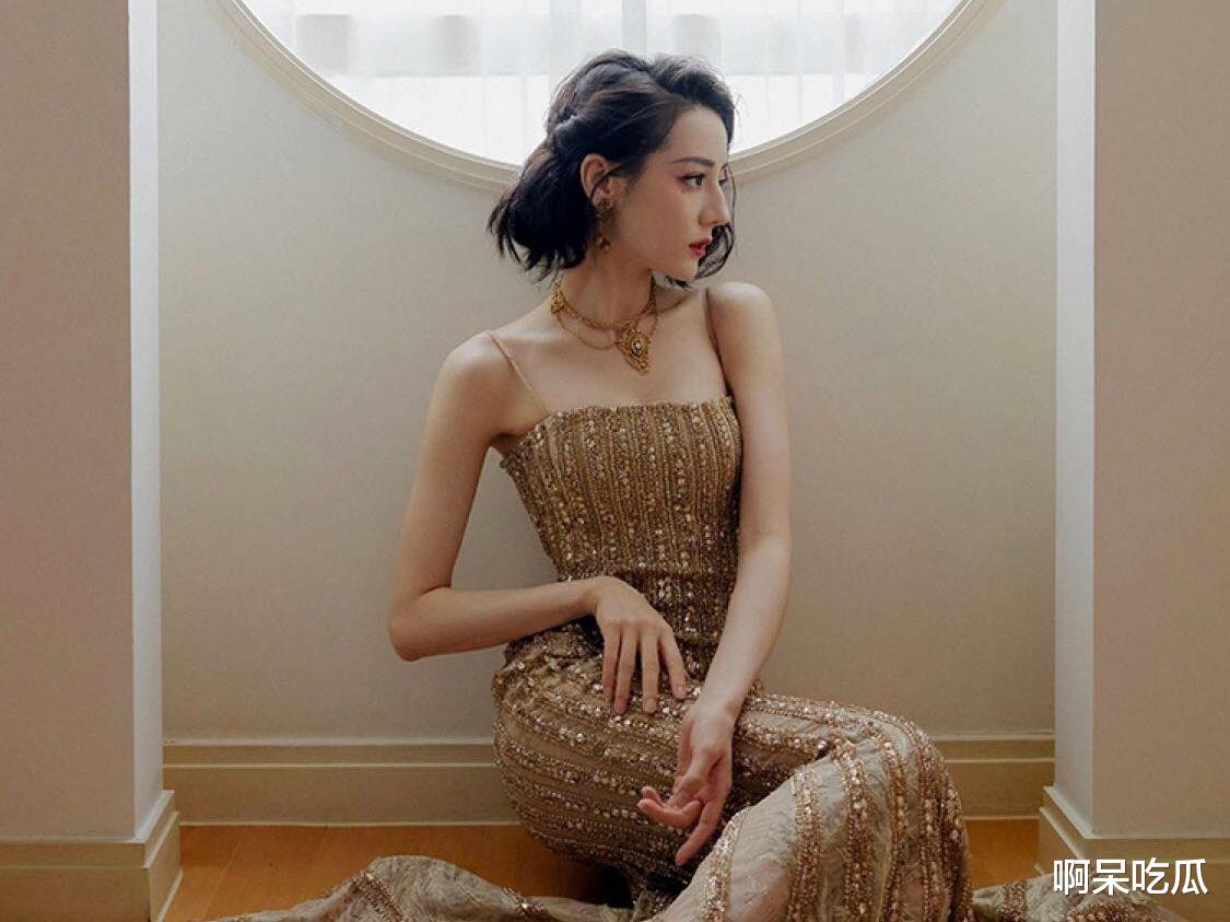 迪丽热巴|娱圈最强凡尔赛：迪丽热巴盛世美颜，却抱怨自拍拿不出手！