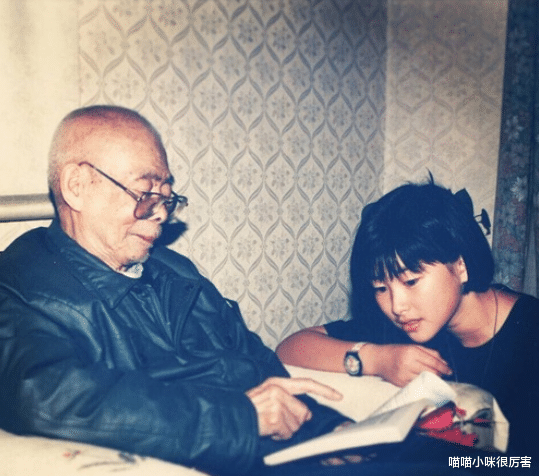 朱珠|被誉为中国第一美女,与法拉利总裁谈恋爱,朱珠到底靠的是什么?