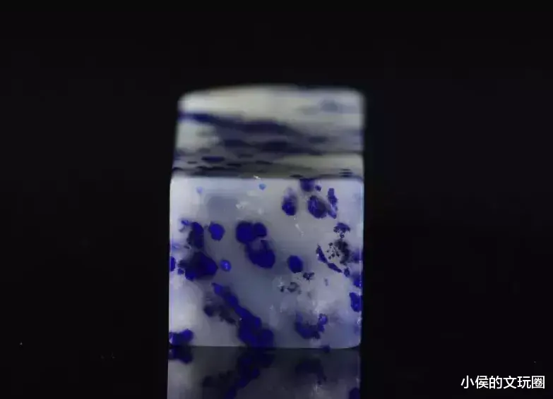 雕刻|石头里面多点“蓝”,价翻数百倍,你知道吗?